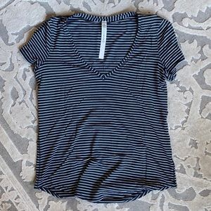 Lululemon cap sleeve v neck tee